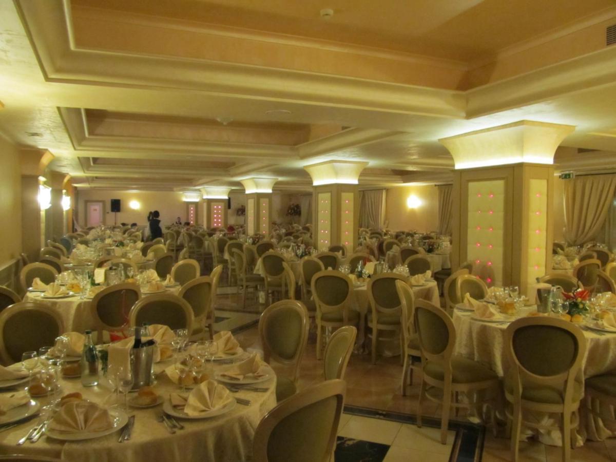 Club Hotel Kennedy Роччелла-Йоніка Екстер'єр фото