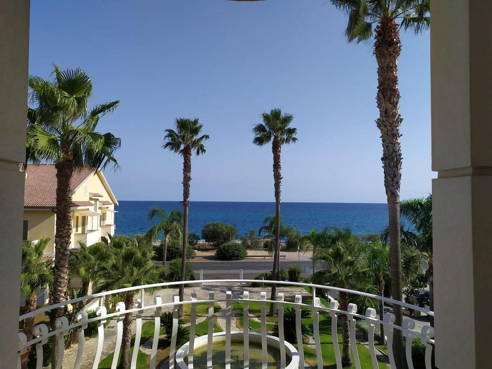 Club Hotel Kennedy Роччелла-Йоніка Екстер'єр фото