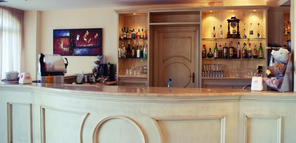 Club Hotel Kennedy Роччелла-Йоніка Екстер'єр фото